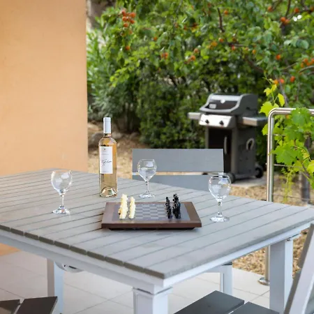 Plein Sud By Interhome 圣艾格夫